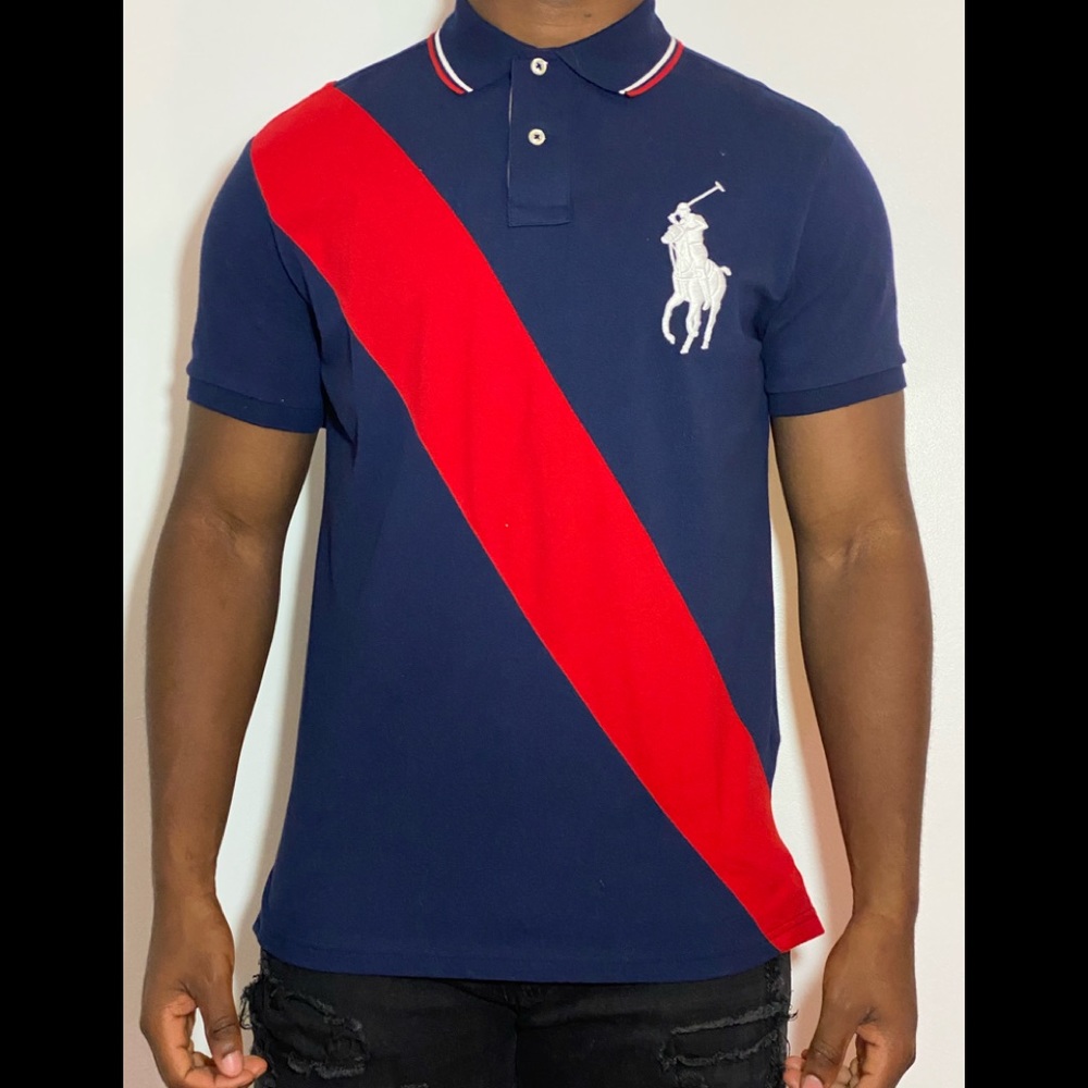 Collared polo shirt